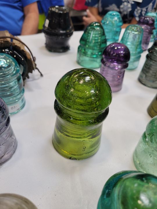 2023 National Insulator Show Insulators