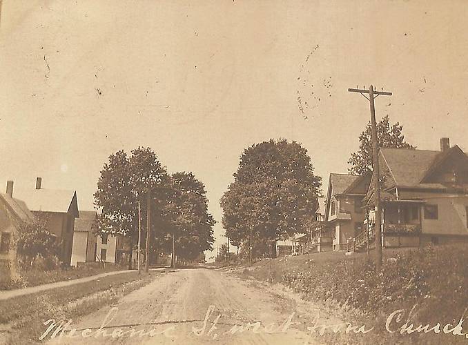 Vintage Photographs > Mantua, OH 1908, Rural Road, 4pin Crossarm Phone