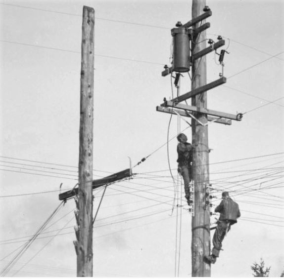 Vintage Photographs > Canada, c.1950. Poletop Close View of Electric ...